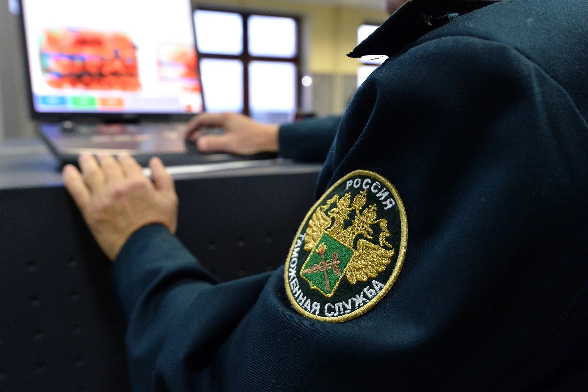 В Ростовской области задержан водитель автобуса, перевозивший крупную партию сигарет из Украины