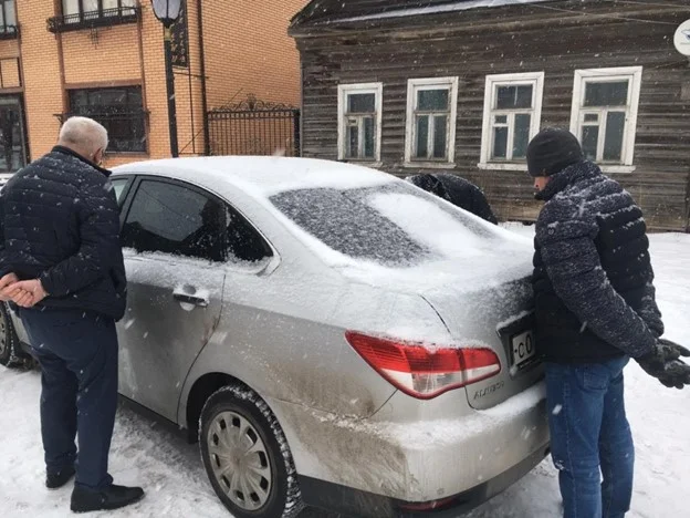Предприниматель предложил полиции взятку в размере 250 тысяч рублей за возврат конфискованного имущества